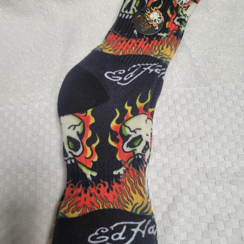 Ed Hardy Black Skull and Flame Socks Edgy Rose Heart 2 Pair